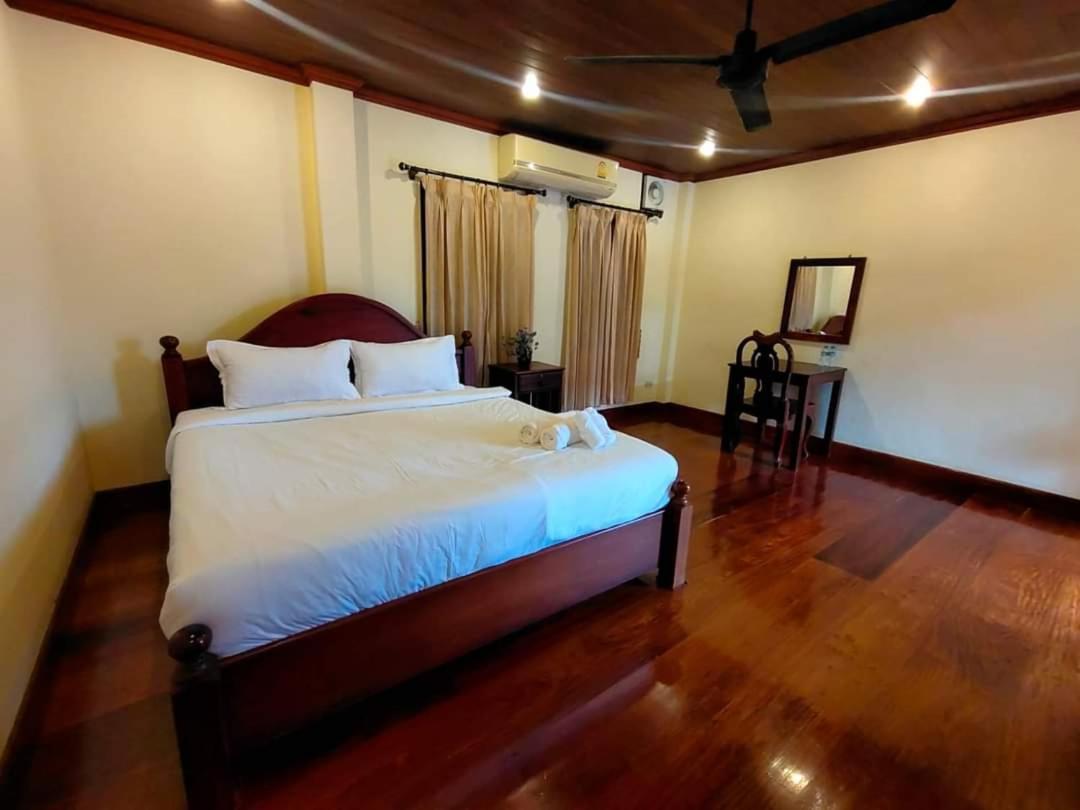 Somvang Khily Guesthouse 宋旺吉利 酒店 Luang Prabang Exteriör bild