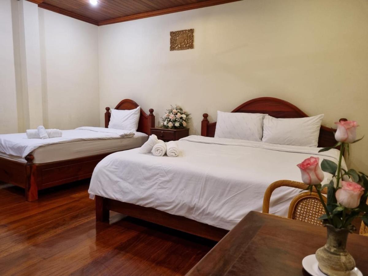 Somvang Khily Guesthouse 宋旺吉利 酒店 Luang Prabang Exteriör bild