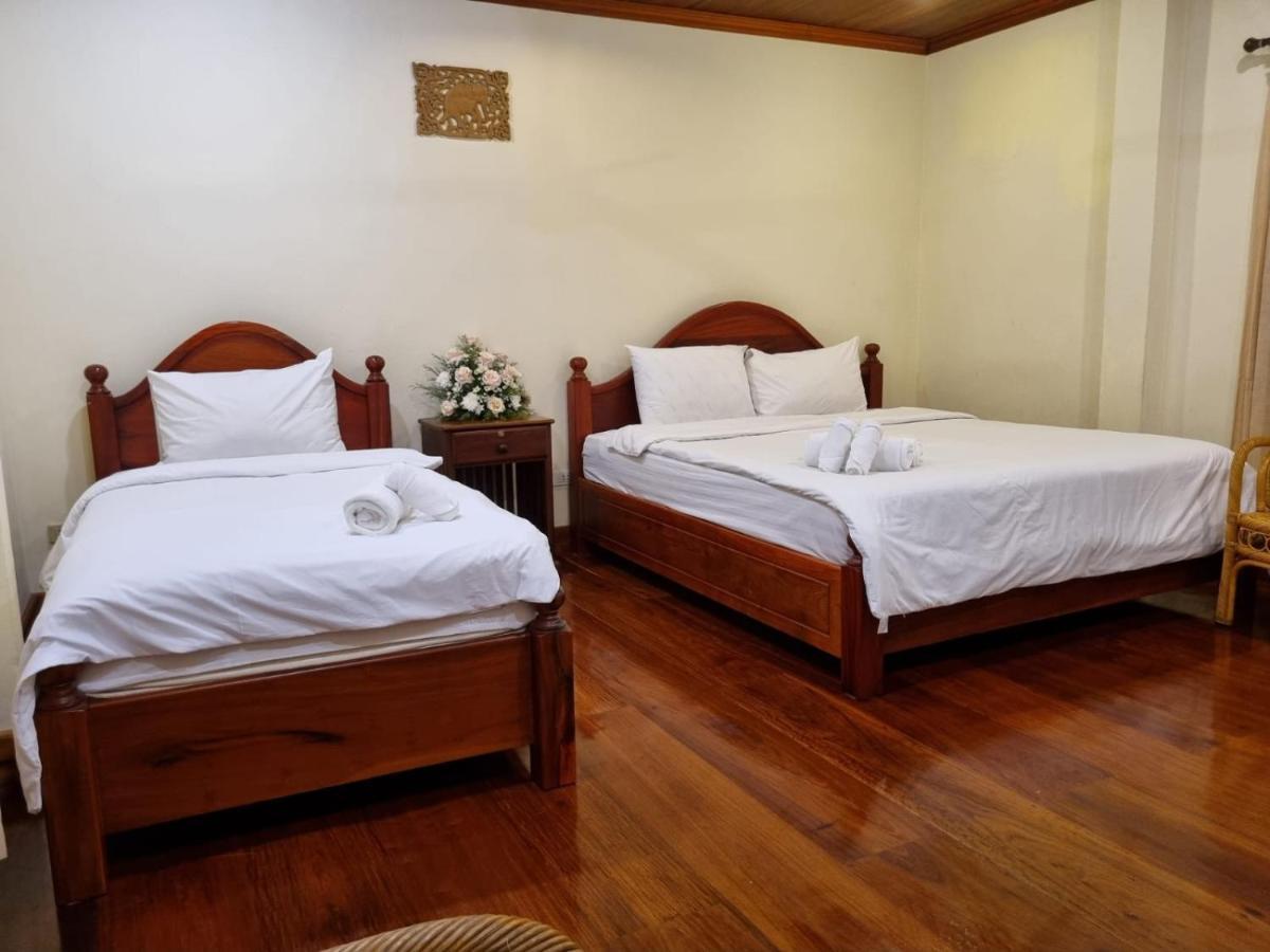 Somvang Khily Guesthouse 宋旺吉利 酒店 Luang Prabang Exteriör bild