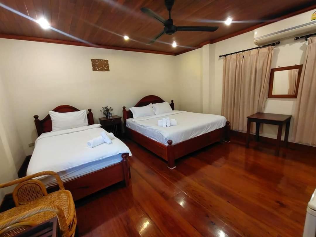 Somvang Khily Guesthouse 宋旺吉利 酒店 Luang Prabang Rum bild