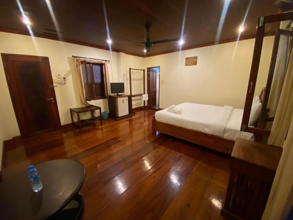 Somvang Khily Guesthouse 宋旺吉利 酒店 Luang Prabang Exteriör bild