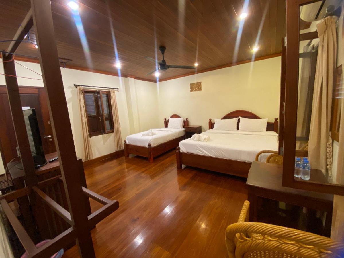 Somvang Khily Guesthouse 宋旺吉利 酒店 Luang Prabang Exteriör bild