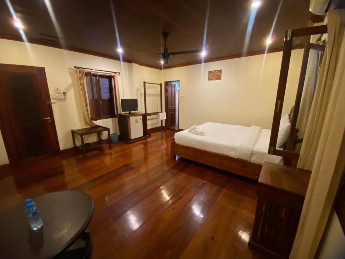 Somvang Khily Guesthouse 宋旺吉利 酒店 Luang Prabang Exteriör bild