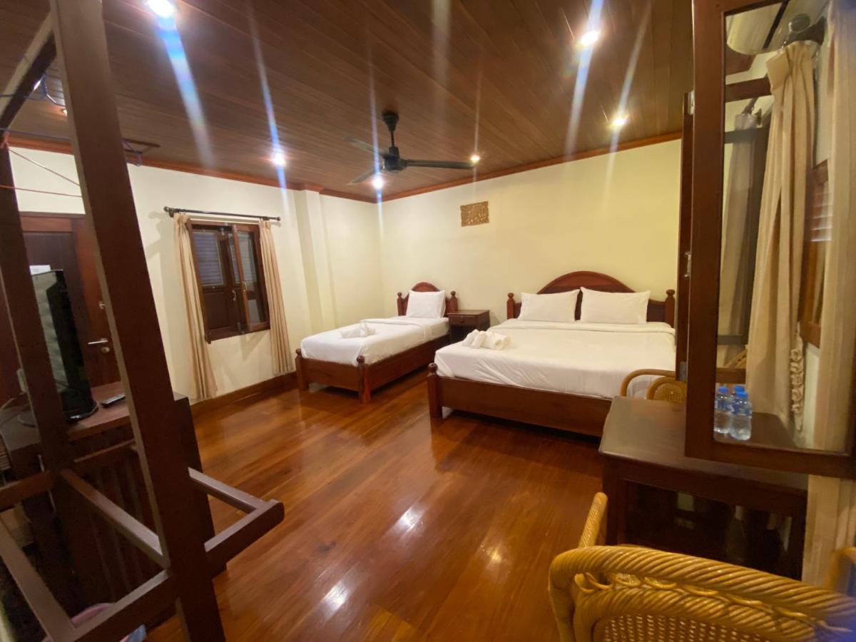 Somvang Khily Guesthouse 宋旺吉利 酒店 Luang Prabang Exteriör bild