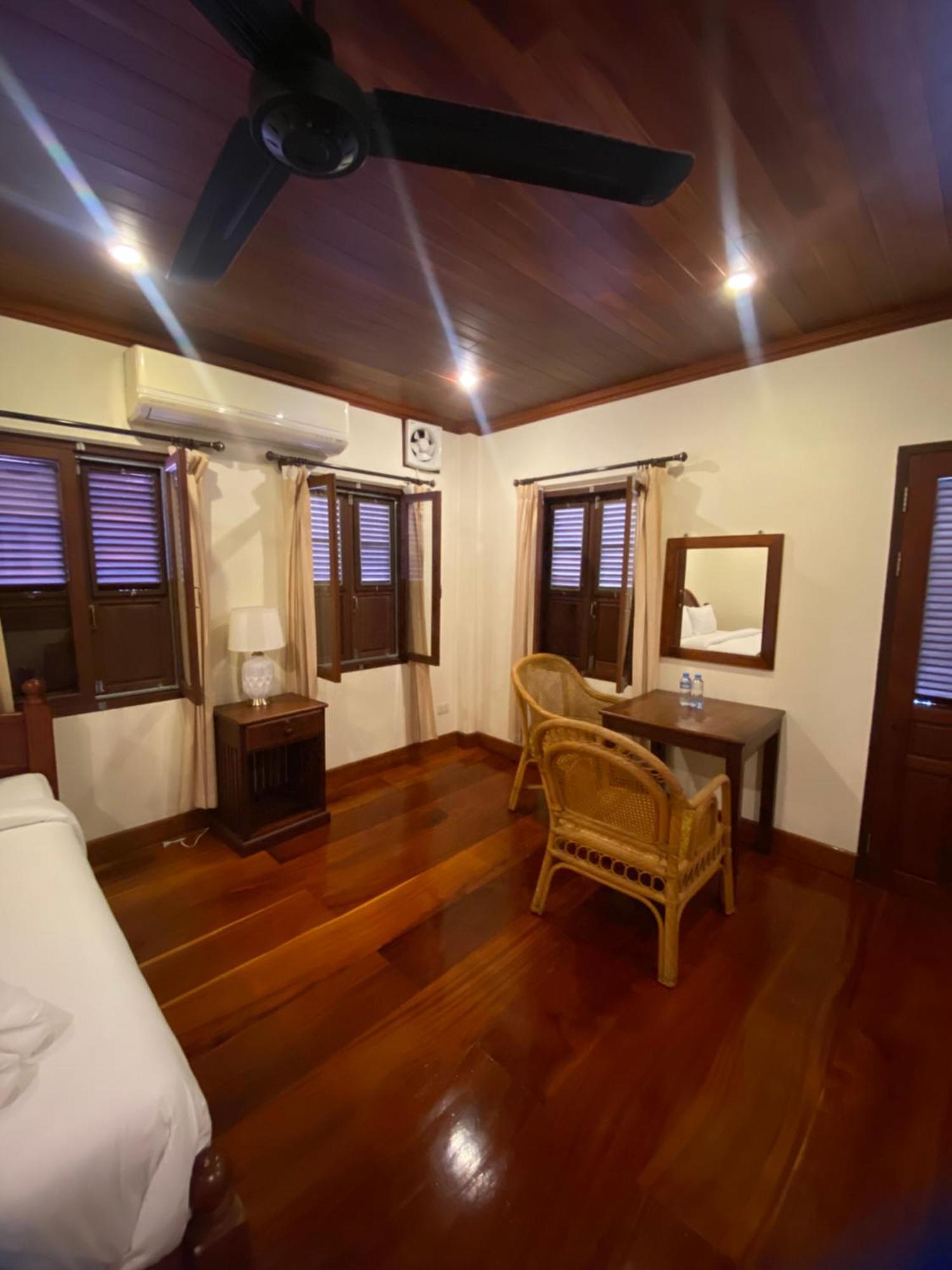 Somvang Khily Guesthouse 宋旺吉利 酒店 Luang Prabang Exteriör bild