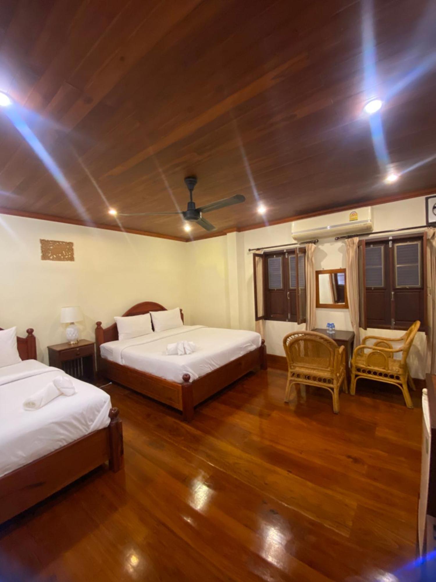 Somvang Khily Guesthouse 宋旺吉利 酒店 Luang Prabang Exteriör bild