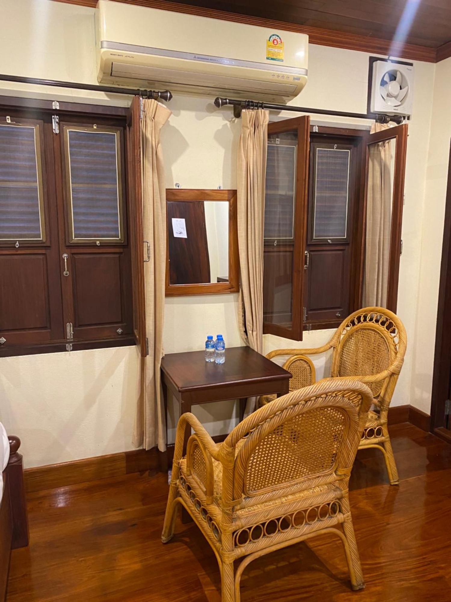 Somvang Khily Guesthouse 宋旺吉利 酒店 Luang Prabang Exteriör bild