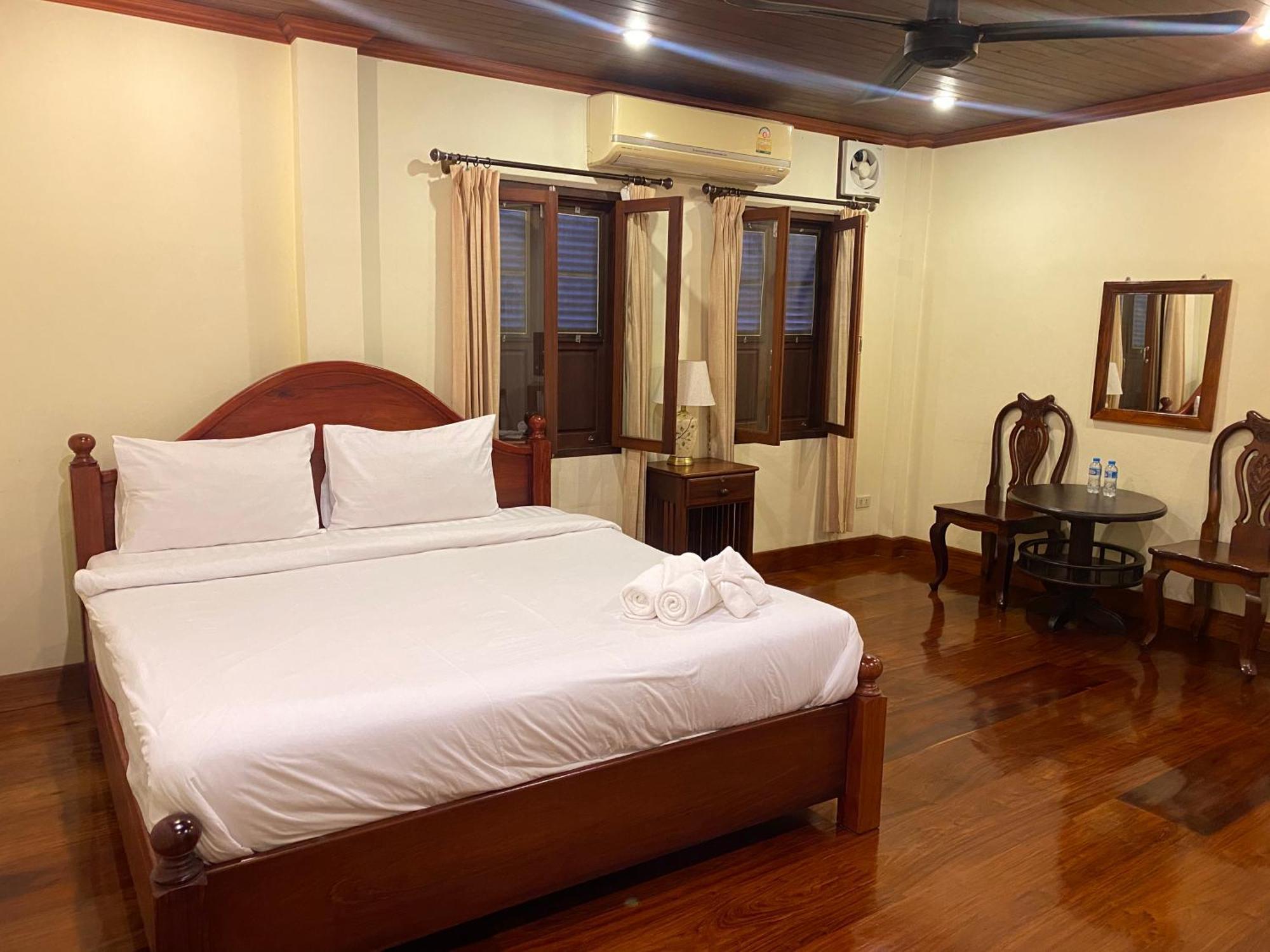 Somvang Khily Guesthouse 宋旺吉利 酒店 Luang Prabang Exteriör bild