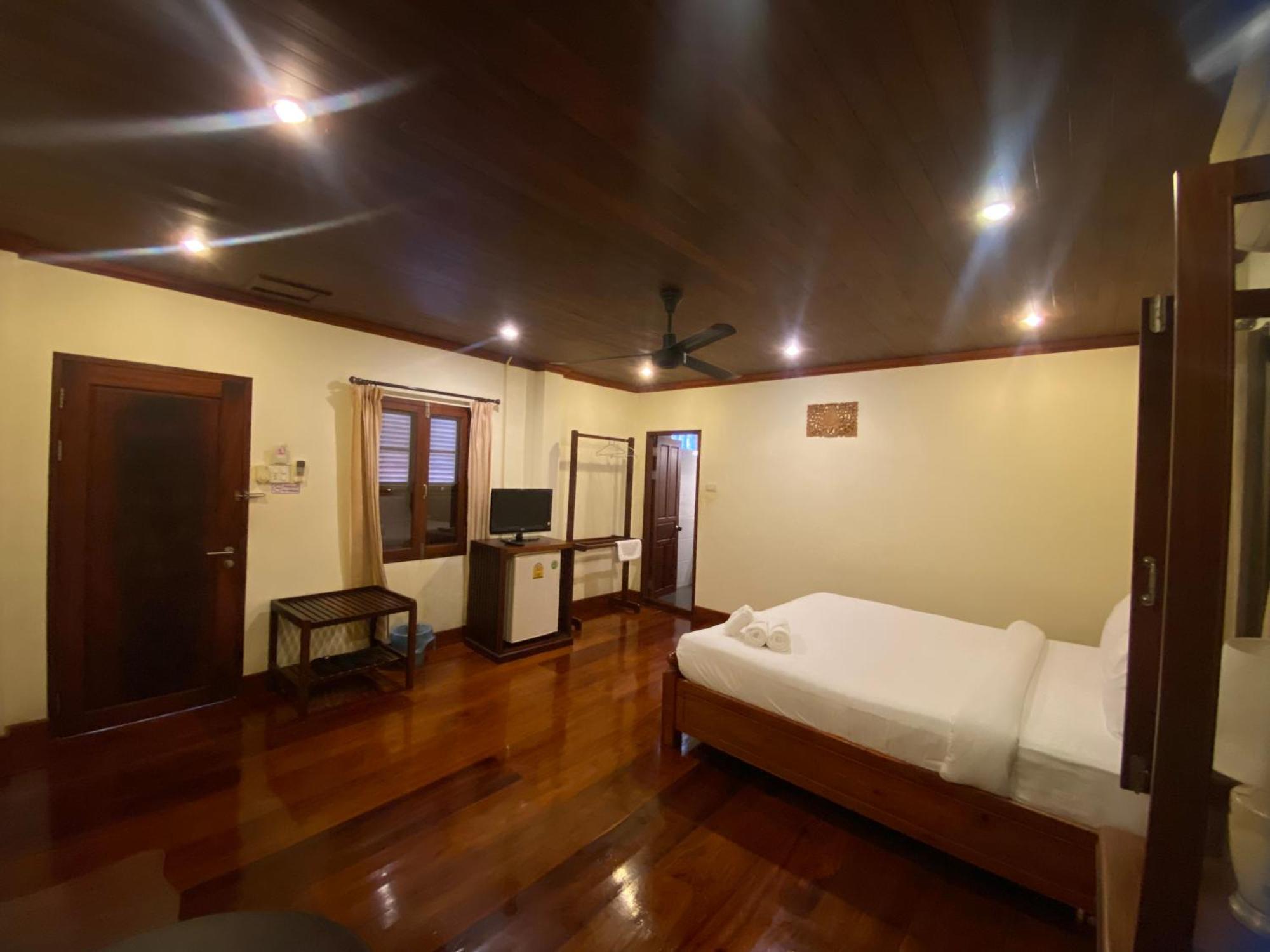 Somvang Khily Guesthouse 宋旺吉利 酒店 Luang Prabang Exteriör bild